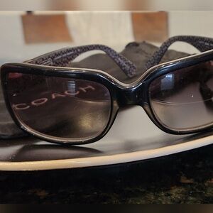 Coach Delphine EUC Model L9000 Black Rectangular Sunglasses with Gray Lenses